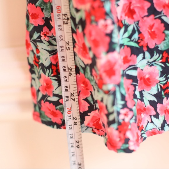 Old Navy Floral Smocked Waist Dress – cottage core - red - Size Medium - Picture 8 of 8